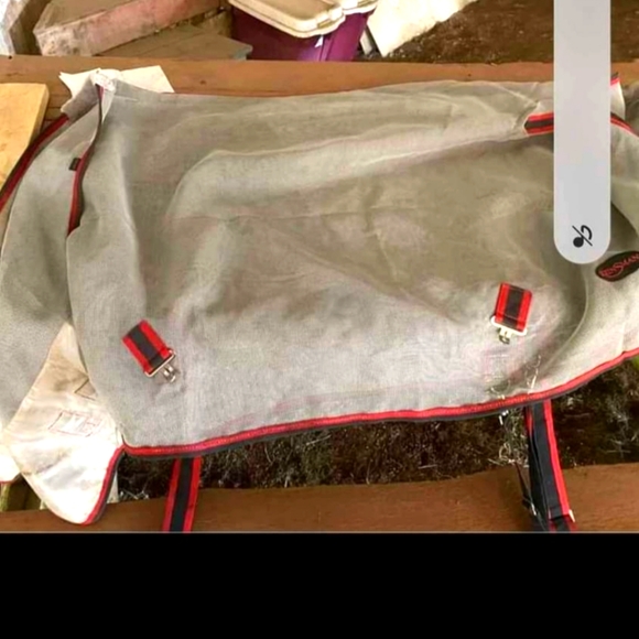 Fly sheet - Picture 1 of 1